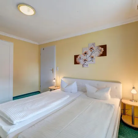 Helma Apartment *